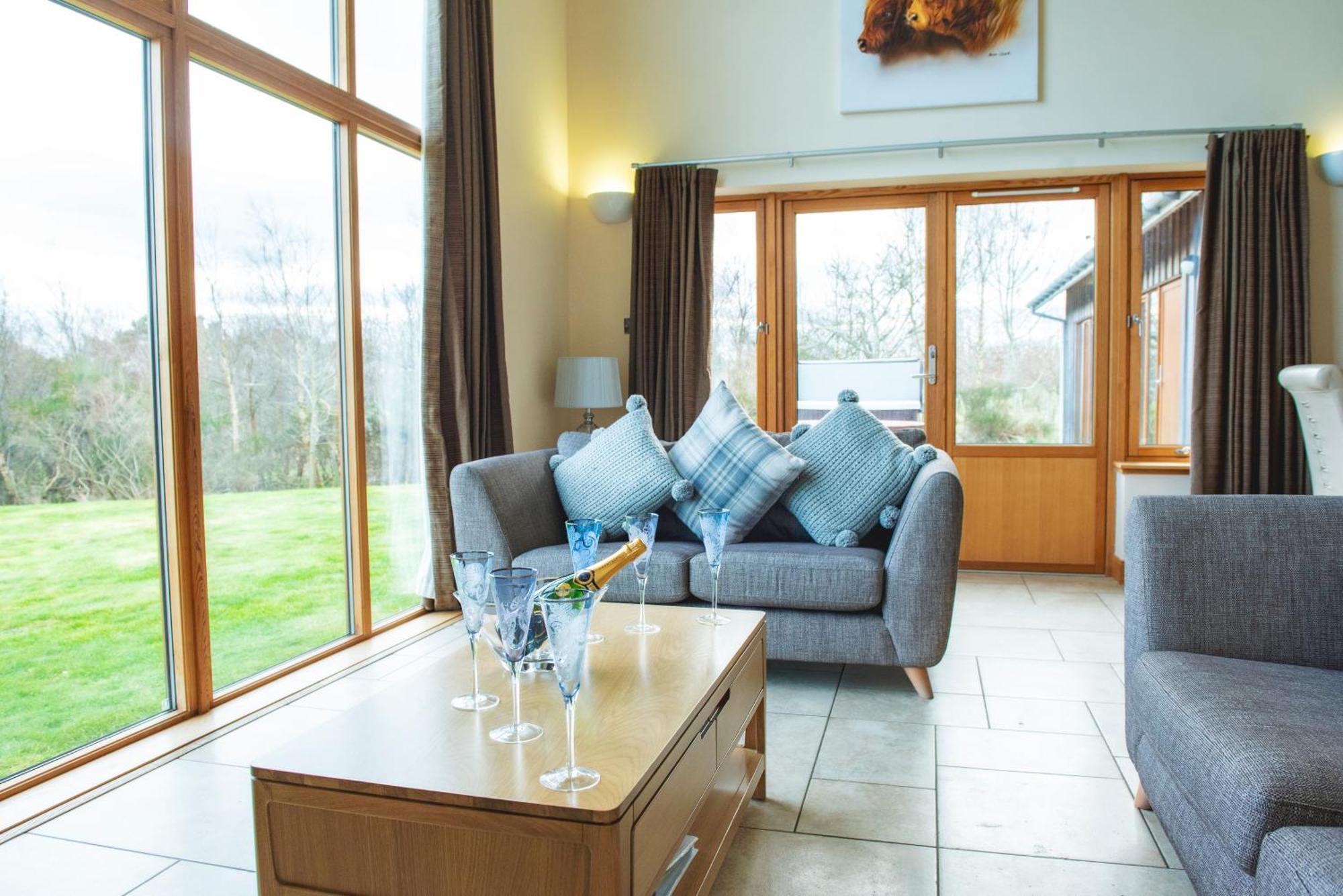 Clovenstone Lodges Inverurie Esterno foto