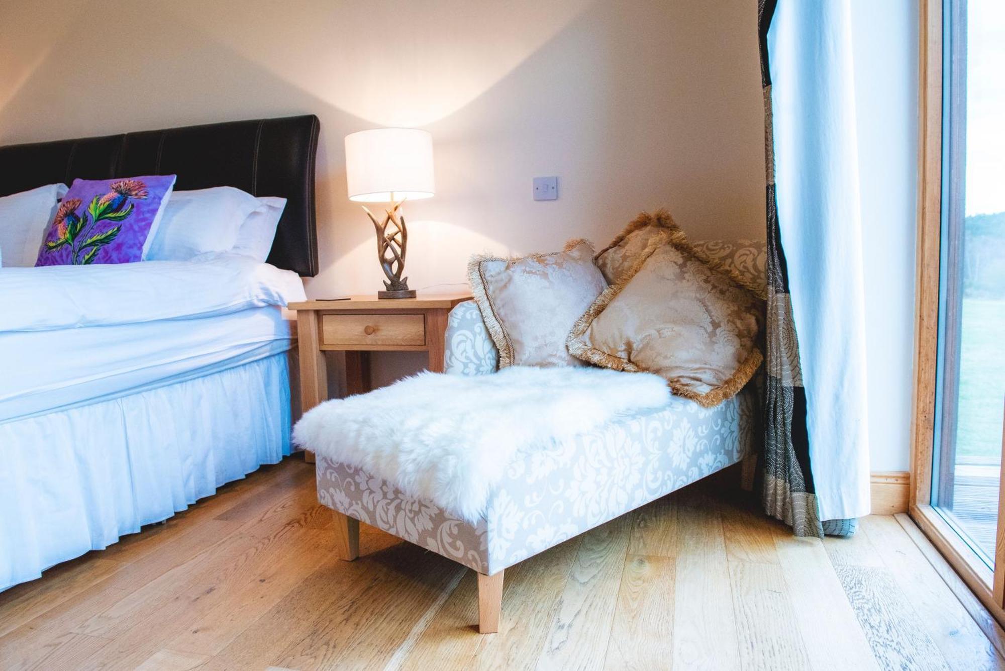 Clovenstone Lodges Inverurie Esterno foto