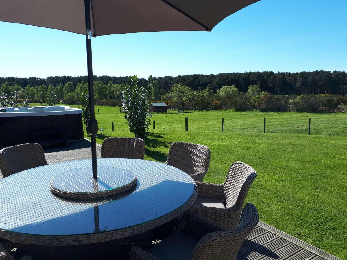 Clovenstone Lodges Inverurie Esterno foto